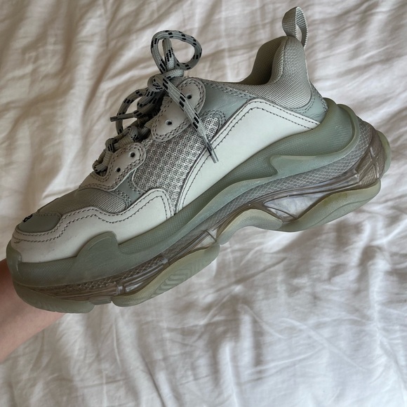Balenciaga Triple S clear sole in sage gray/green | women’s size US 8/EU 38 - Picture 6 of 9